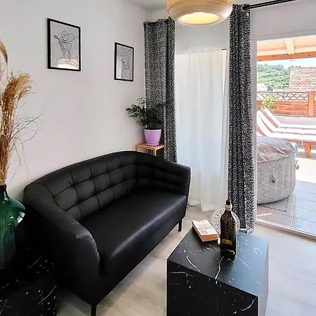 1 Bedroom Stunning In Hvar Апартаменти