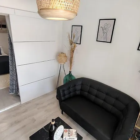 1 Bedroom Stunning In Hvar Апартаменти *